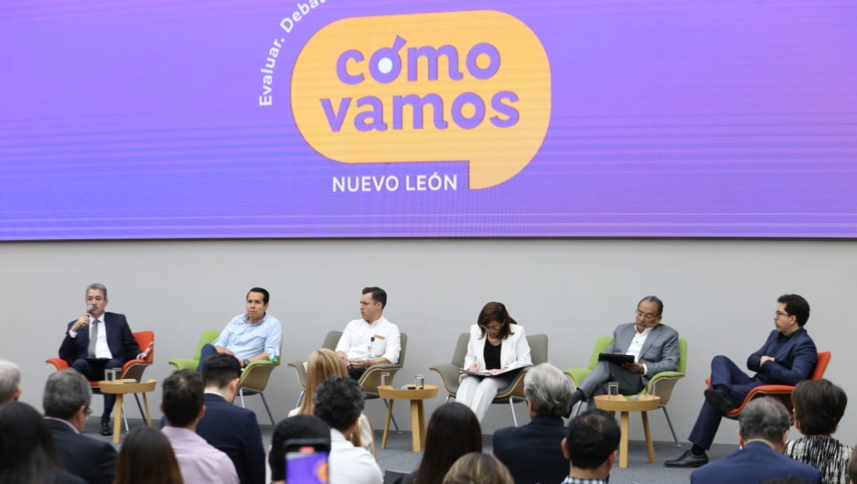 El recinto estudiantil del TEC fue abarrotado por alumnos de diferentes carreras asociadas a políticas públicas | Raúl Palacios