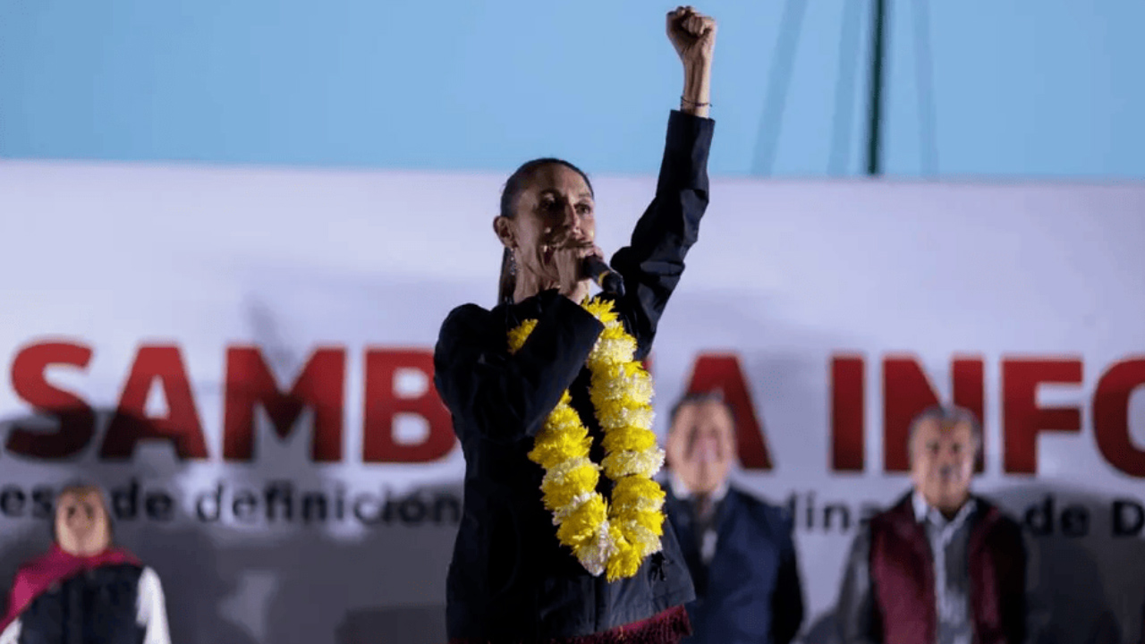 Reconoce Sheinbuam a Zoé Robledo por mantenerse al frente del IMSS