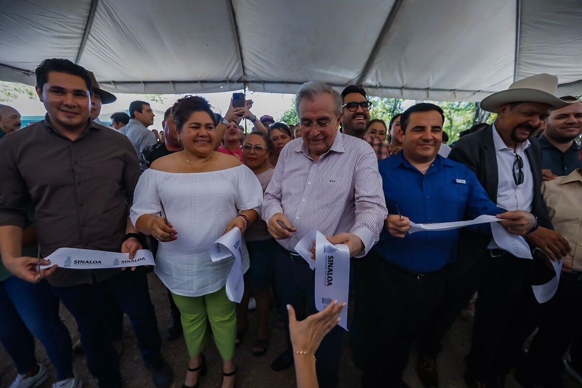 Rubén Rocha Moya entrega obras públicas en Culiacán. (Especial)