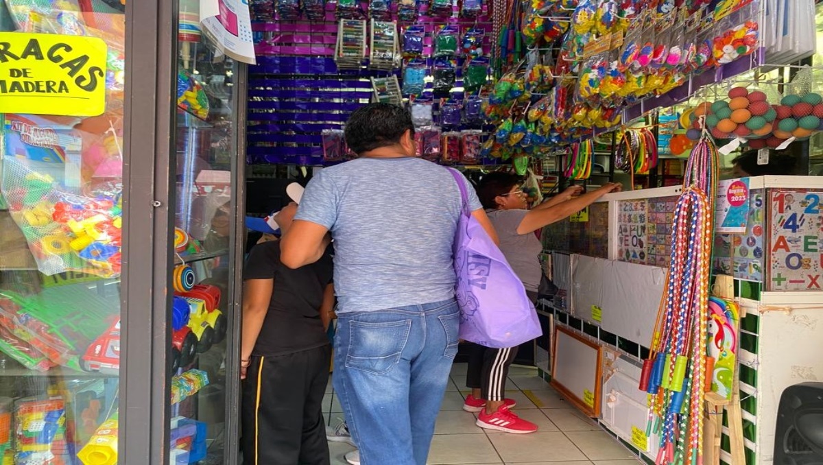 Compra de útiles en Puebla | Leslie Mora