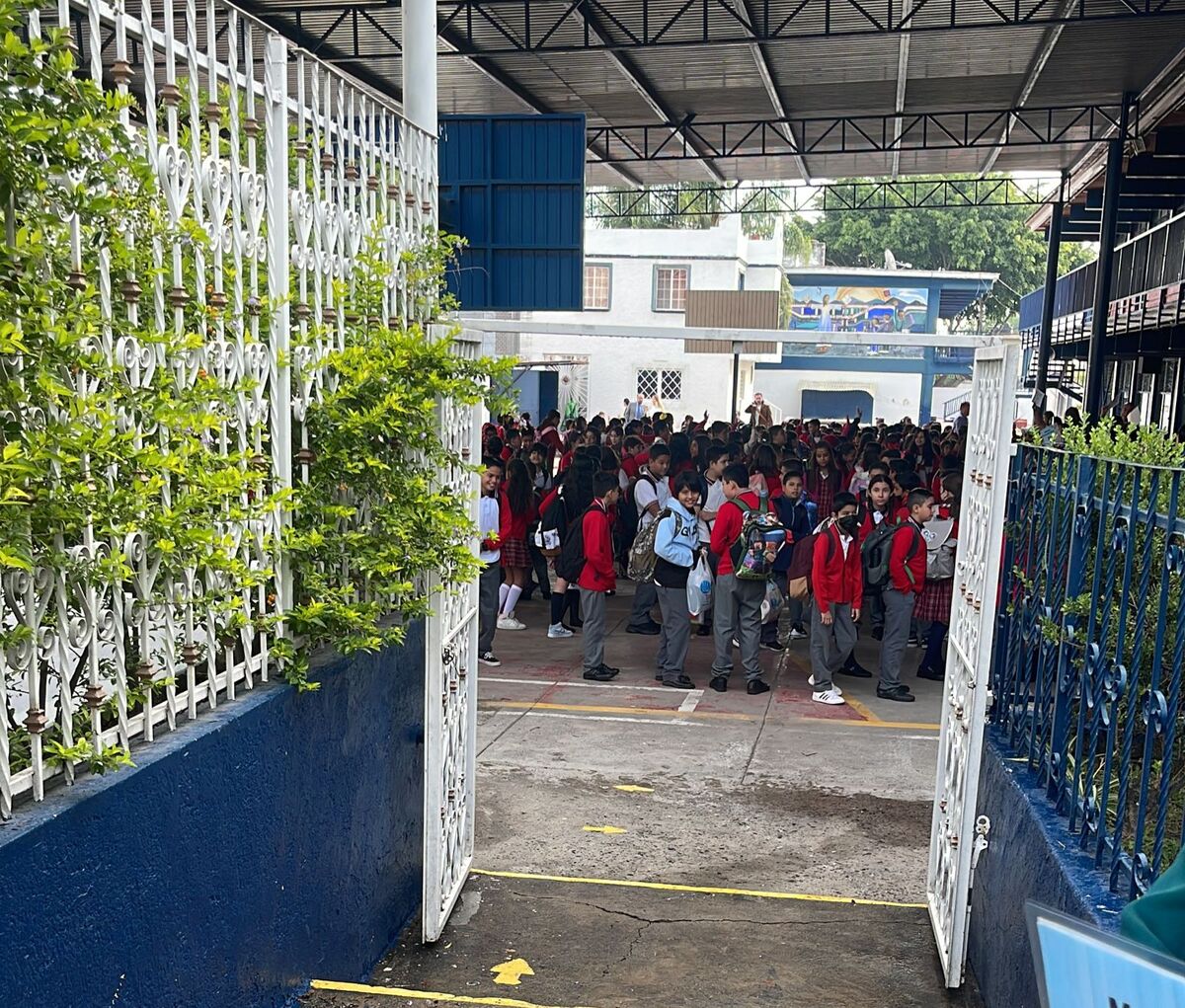 Más de un millón de alumnos regresaron a clases en Jalisco. (Karla Rodríguez)