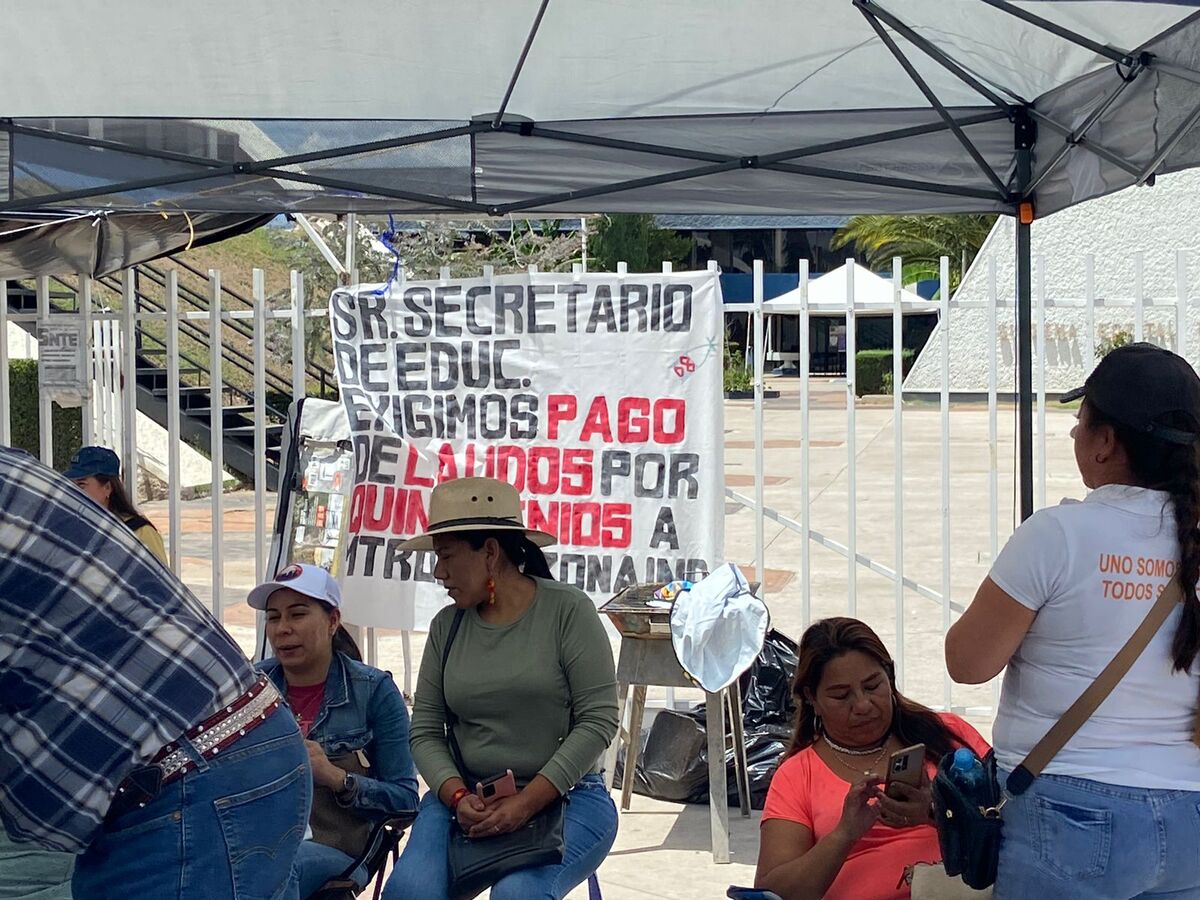 La Secretaría de Educación del Estado de Durango se encontraba cerrada. (Especial)