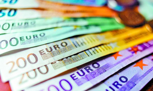 Se espera que la actividad económica se desacelere y se enfríen las presiones inflacionarias. SHUTTERSTOCK