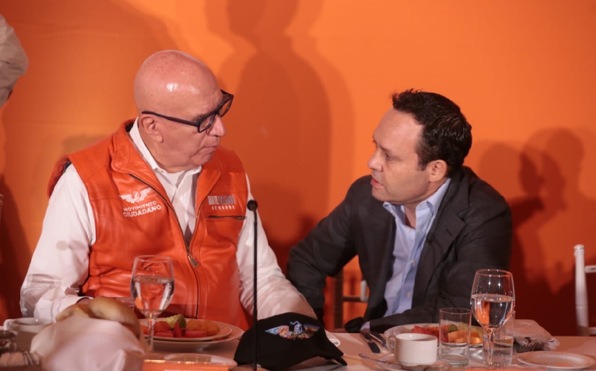 Clemente Castañeda y Dante Delgado en el encuentro de legisladores de MC. | Jesús Quintanar