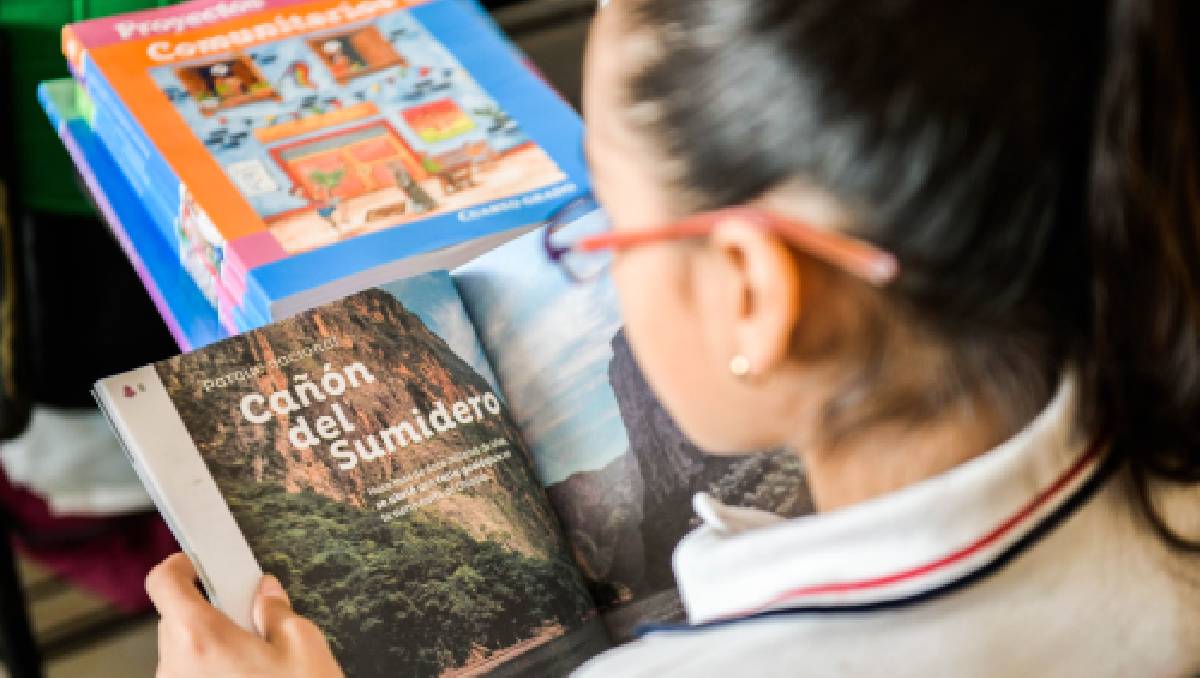 Nuevos libros de texto (Cuartoscuro)
