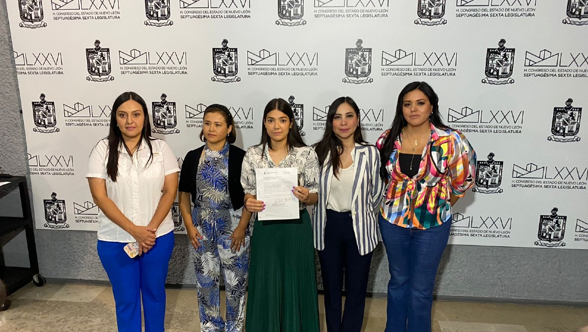 Cecilia Robledo fue respaldada por sus compañeras. Foto: Especial