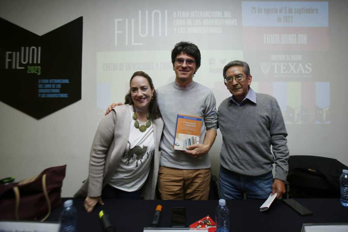 María Andrea Giovine y Álvaro Ruiz Rodilla y José Luis Martínez S. (Foto: Ariana Pérez)