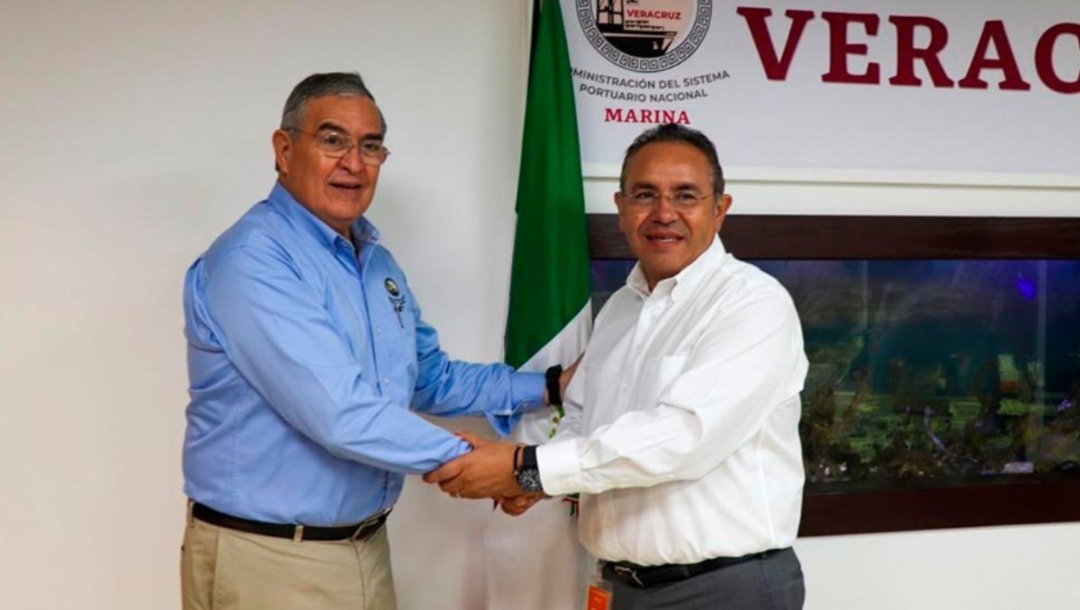 Miguel Ángel Martínez y Romel Ledezma se reúnen para dar seguimiento al sector de transportes de carga. Foto: (Especial)