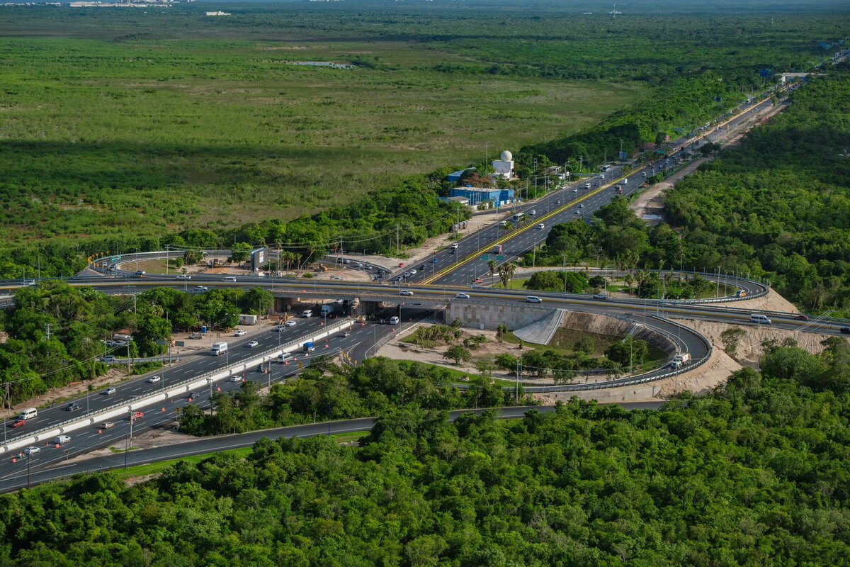 Obras en Cancún beneficiarán a más de 20 millones de turistas y 1.3 millones de habitantes. (Twitter)
