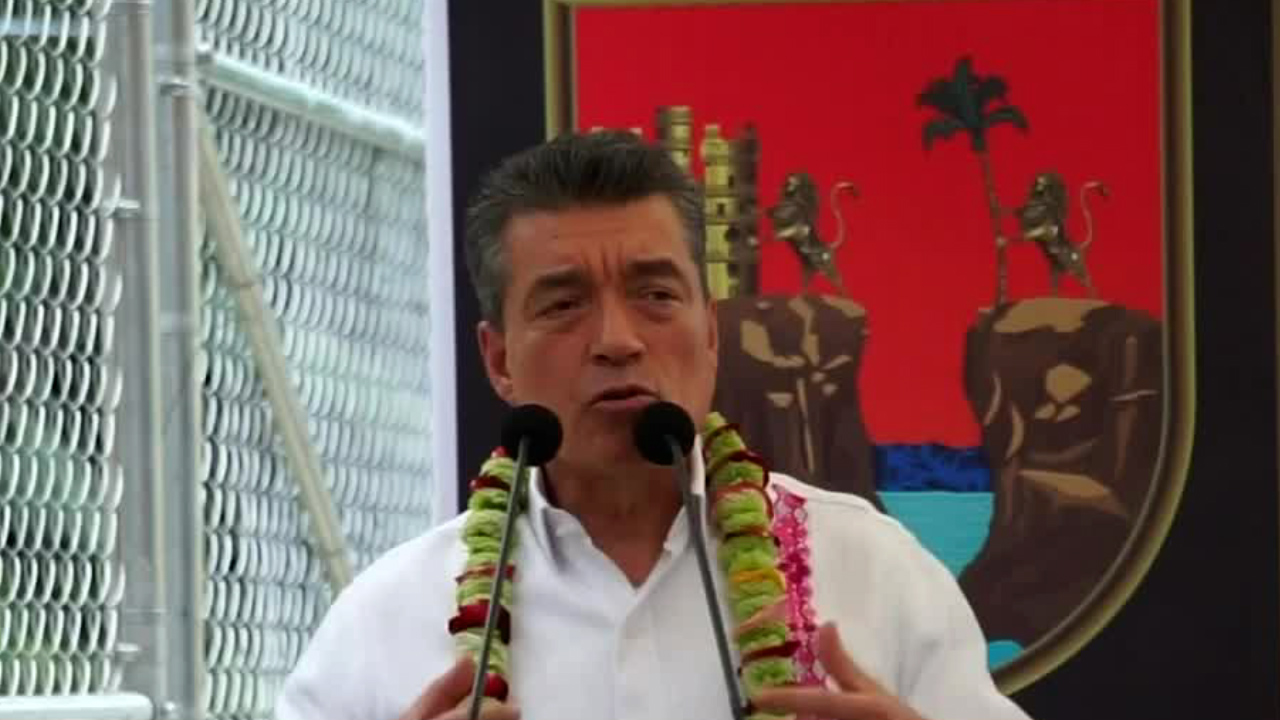 Rutilio Escandón inauguró la construcción de jardín de niños 'León Feli' en Chiapas