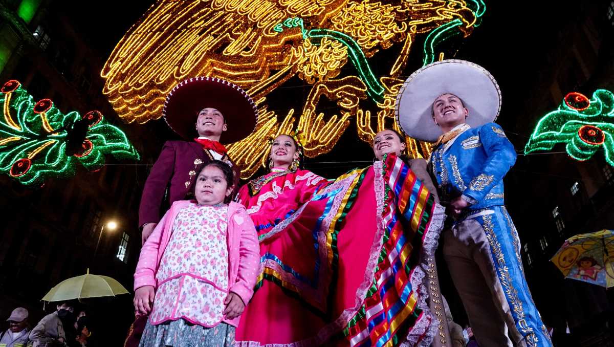 La Anpec resaltó que una celebración con alimentos, bebidas y adornos para 10 personas significará un gasto promedio de 5 mil pesos. | Cuartoscuro