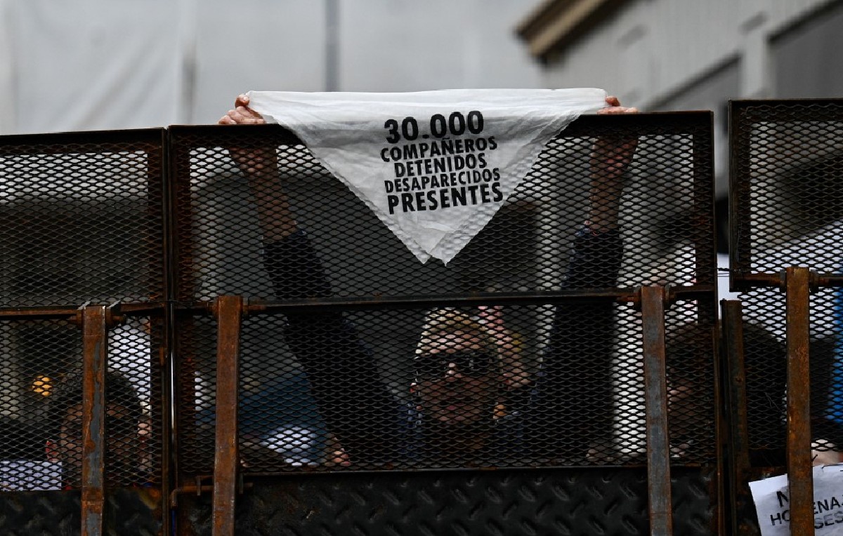 Argentinos repudian evento de la candidata a vicepresidenta Victoria Villarruel (AFP)
