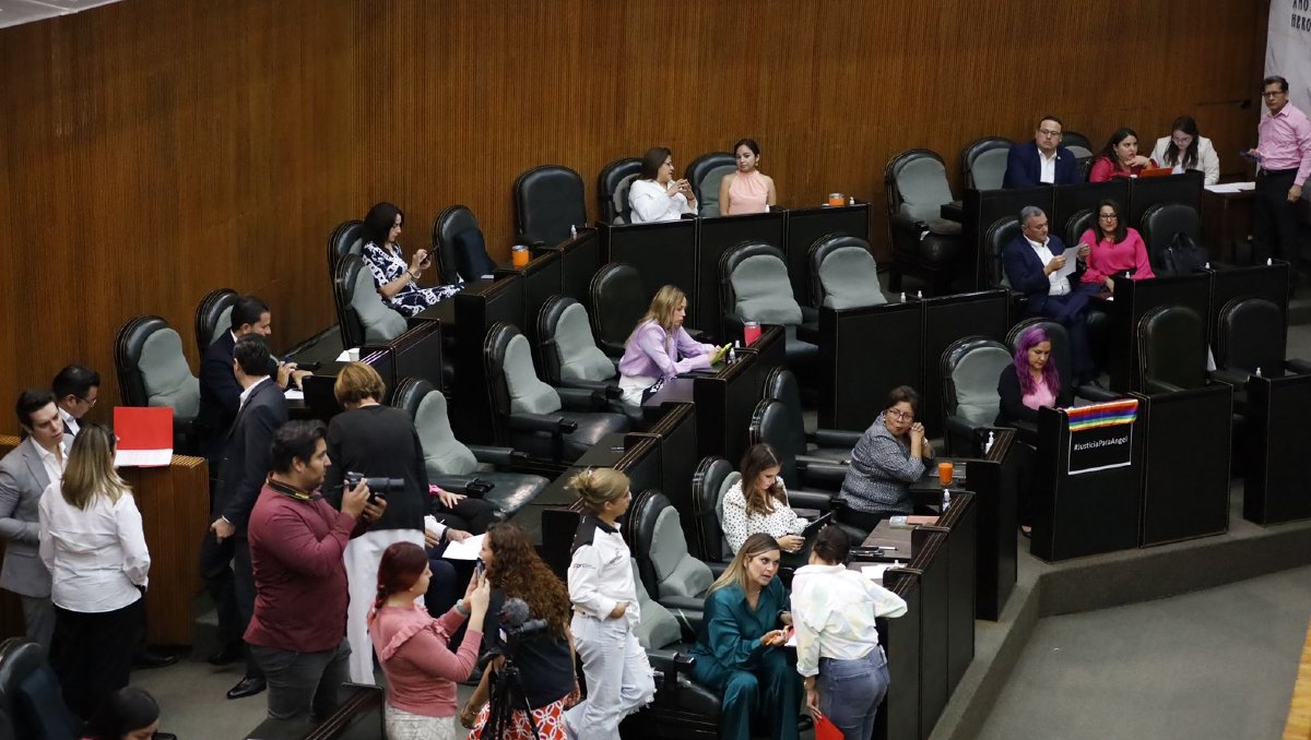 Diputados aprobaron las mesas de trabajo. Foto: Jorge López