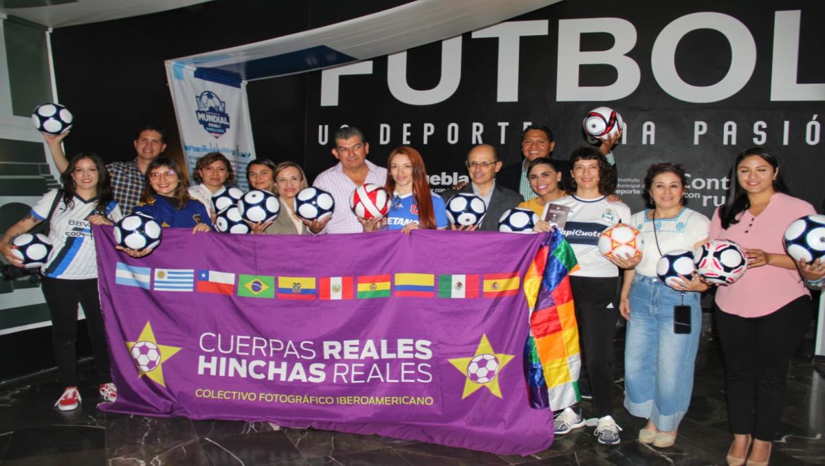 Inauguran exposición 'Fútbol, un deporte, una pasión', en Puebla | Melanie Torres