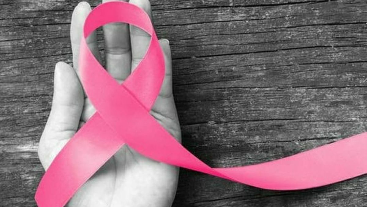 Esta actividad es como parte de una campaña de fomento a la autoexploración y detección temprana del cáncer de mama.  (Instagram)