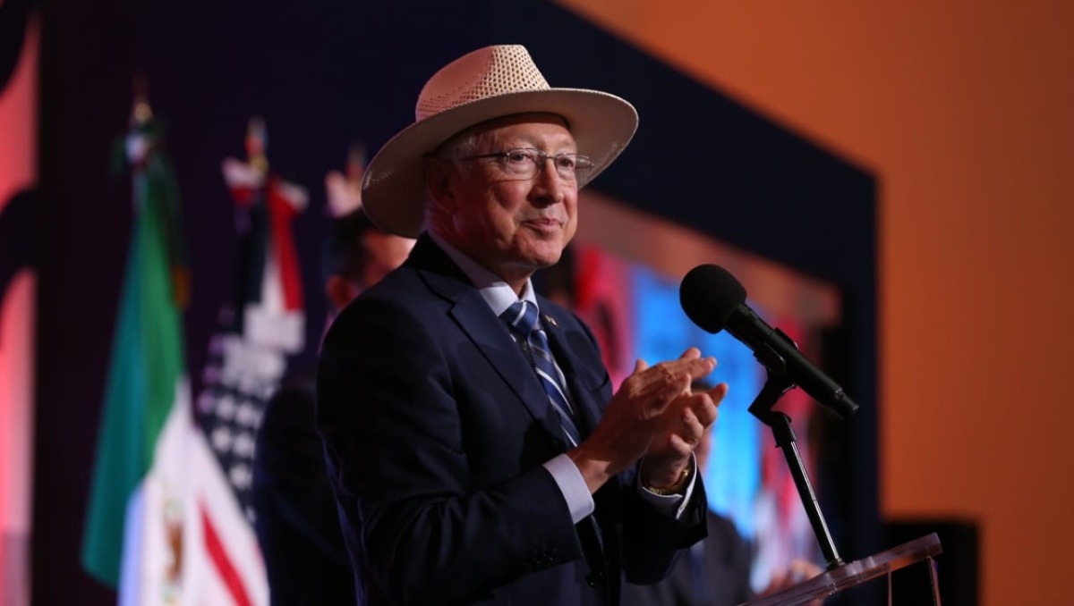 Ken Salazar, embajador de Estados Unidos en México, en la segunda Convención Binacional, en CdMx. Agosto de 2023. Foto: (Octavio Hoyos)
