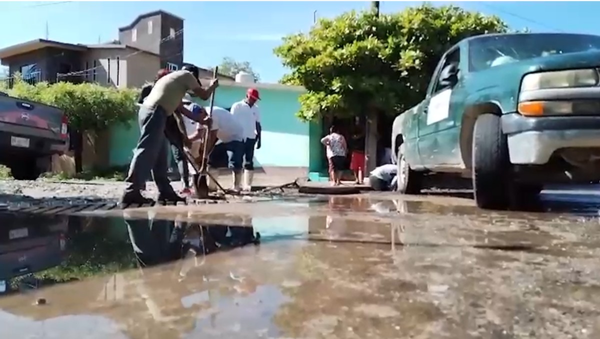 Onda tropical 26 afecta localidades de Oaxaca. (Captura)