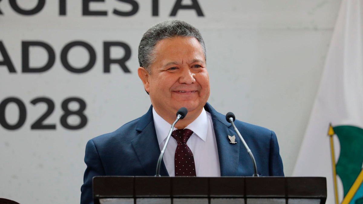 Primer Informe de Julio Menchaca, gobernador de Hidalgo