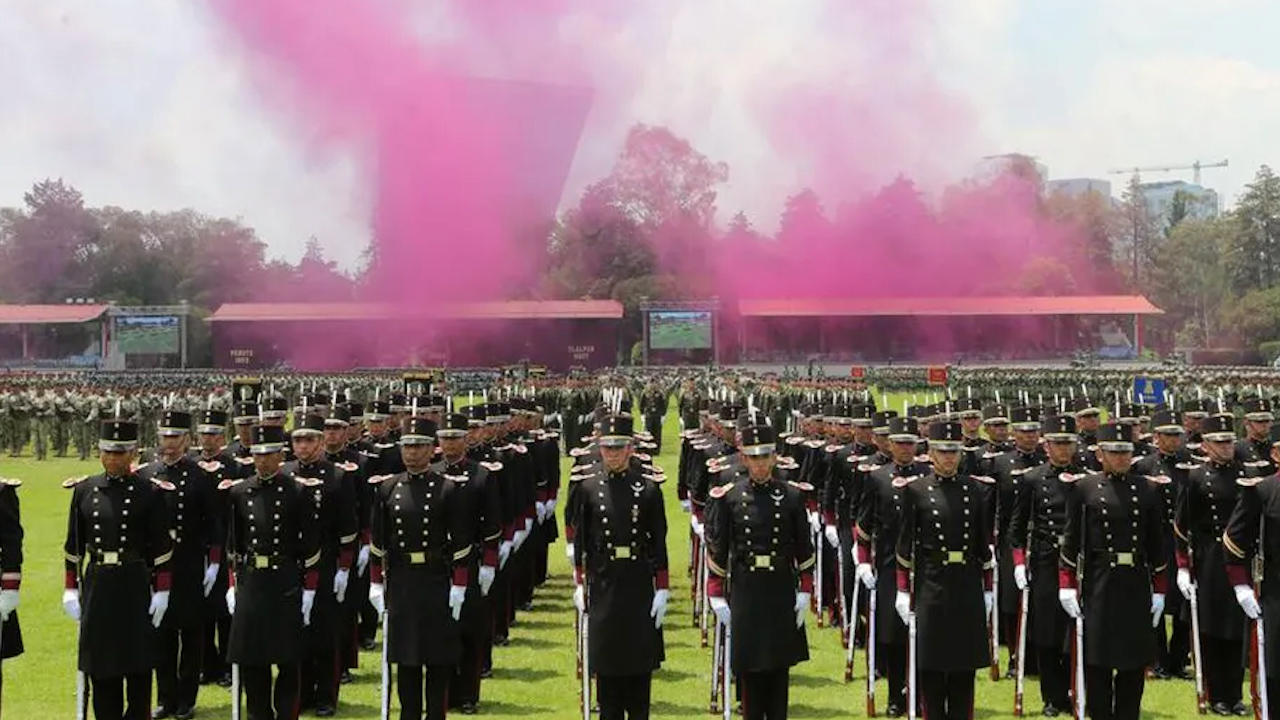Celebra Sedena en Campo Marte el bicentenario del Estado Mayor