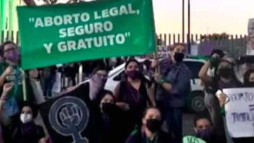 SCJN invalida artículos del Código Penal que castigan a mujeres por abortar