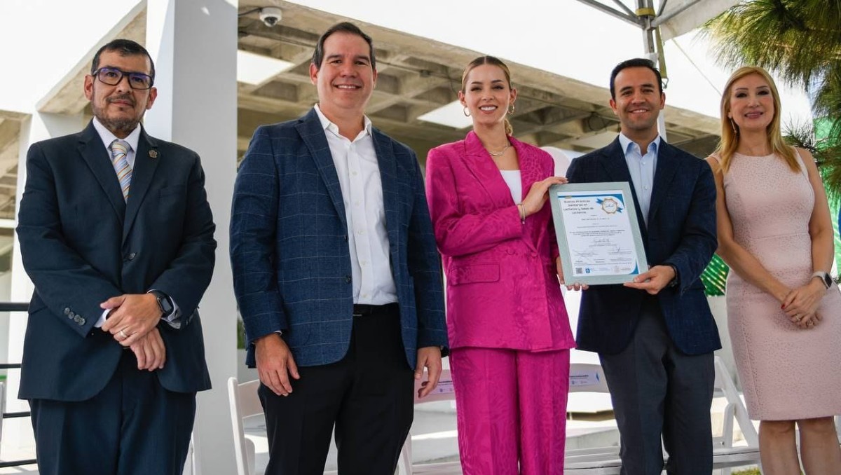 La titular de AMAR a Nuevo León, Mariana Rodríguez, y la secretaria de Salud, Alma Rosa Marroquín, inauguraron los espacios. Foto: Especial