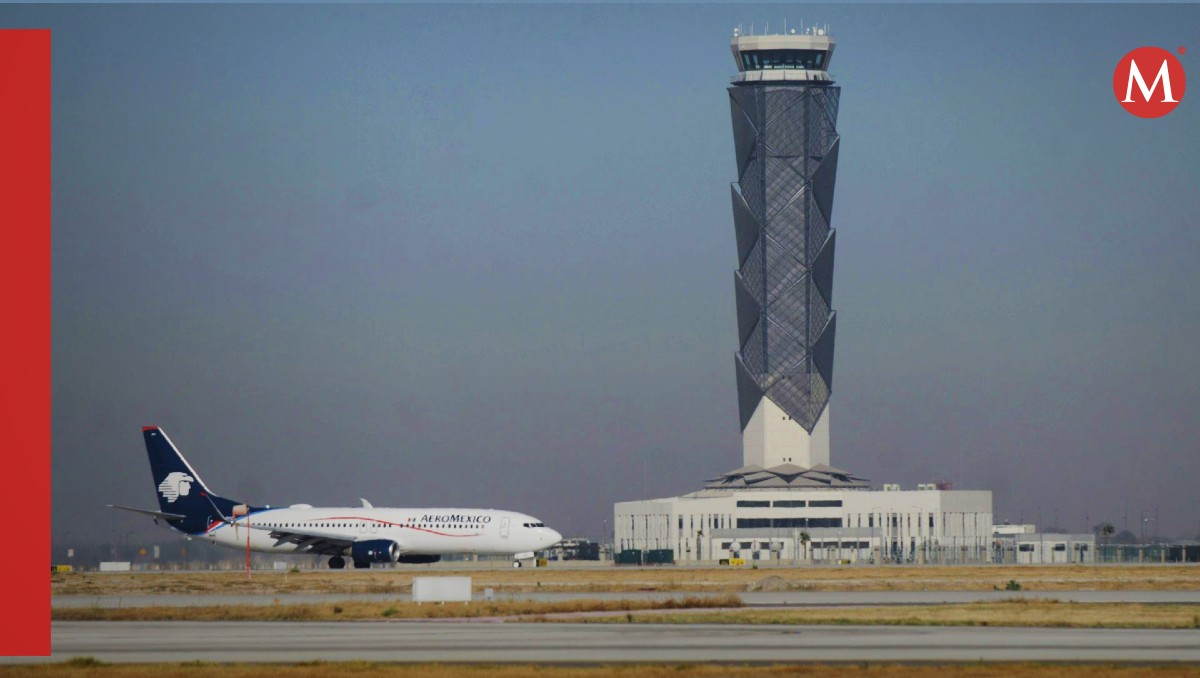 Avión de Aeroméxico en las pistas del Aeropuerto Internacional Felipe Ángeles. | Cuartoscuro