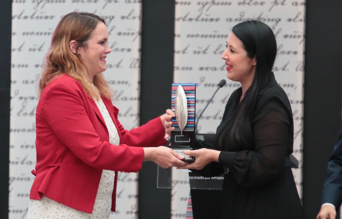 Suzette Celaya, con la novela “Nosotras” fue reconocida. (Especial)