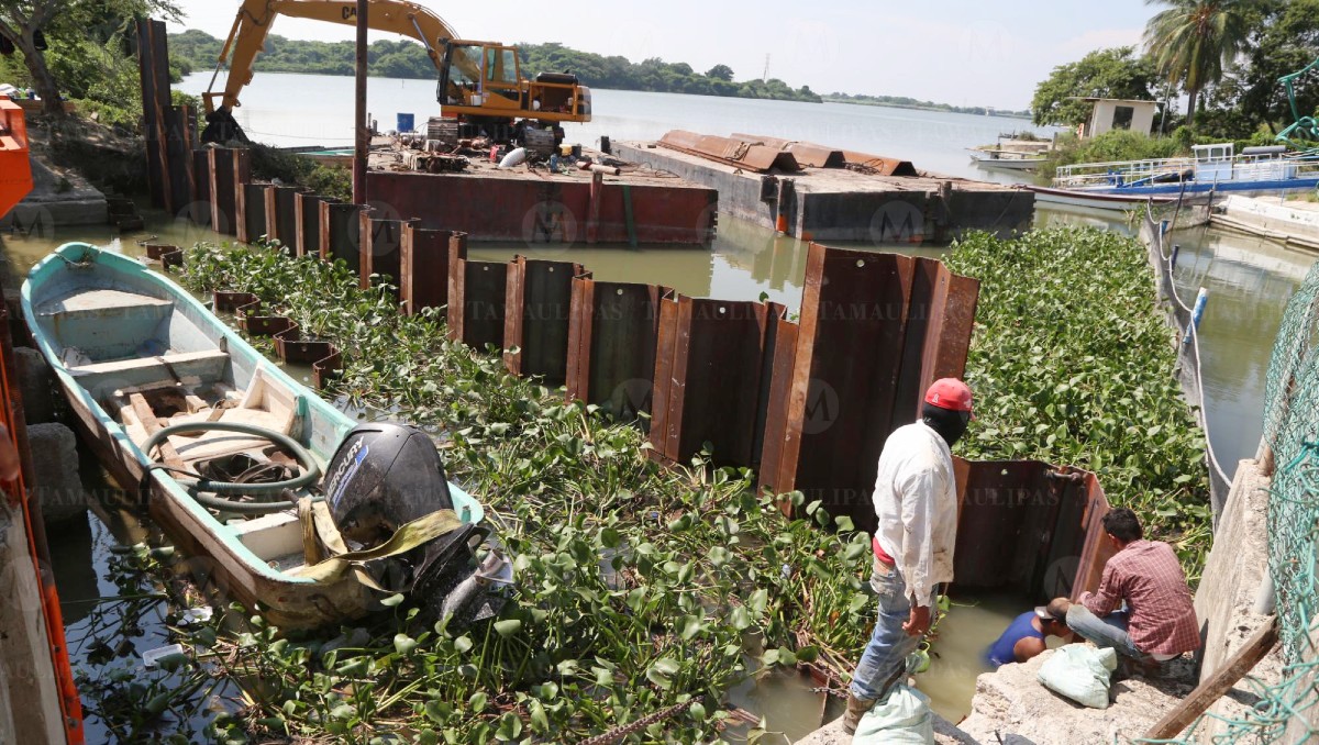 Trabajos de limpieza y dragado de las lagunas al sur de Tamaulipas. (Yazmín Sánchez)