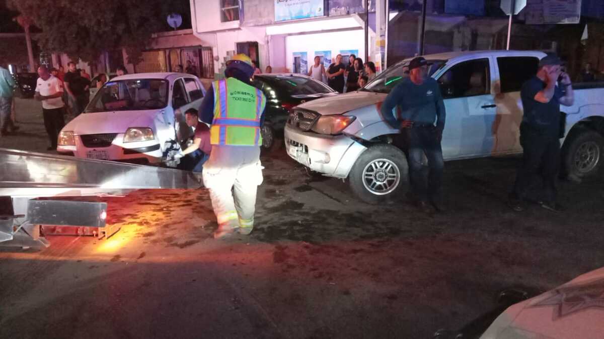 Accidente en colonia Latinoamericana de Torreón. | Especial