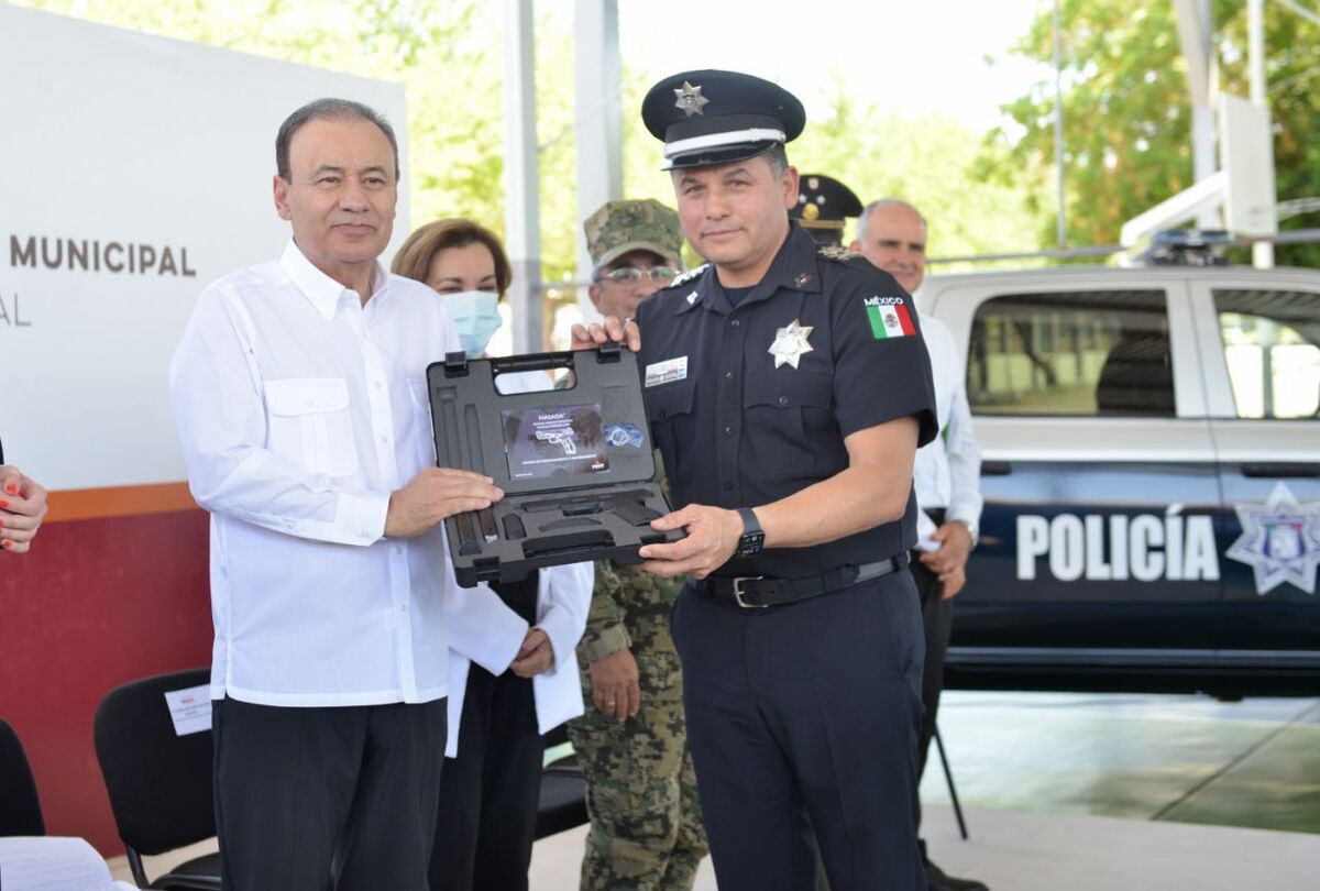 Durazo Montaño, Gobernador de Sonora, refrendó el compromiso de fortalecer a las corporaciones para atender el tema de seguridad del estado