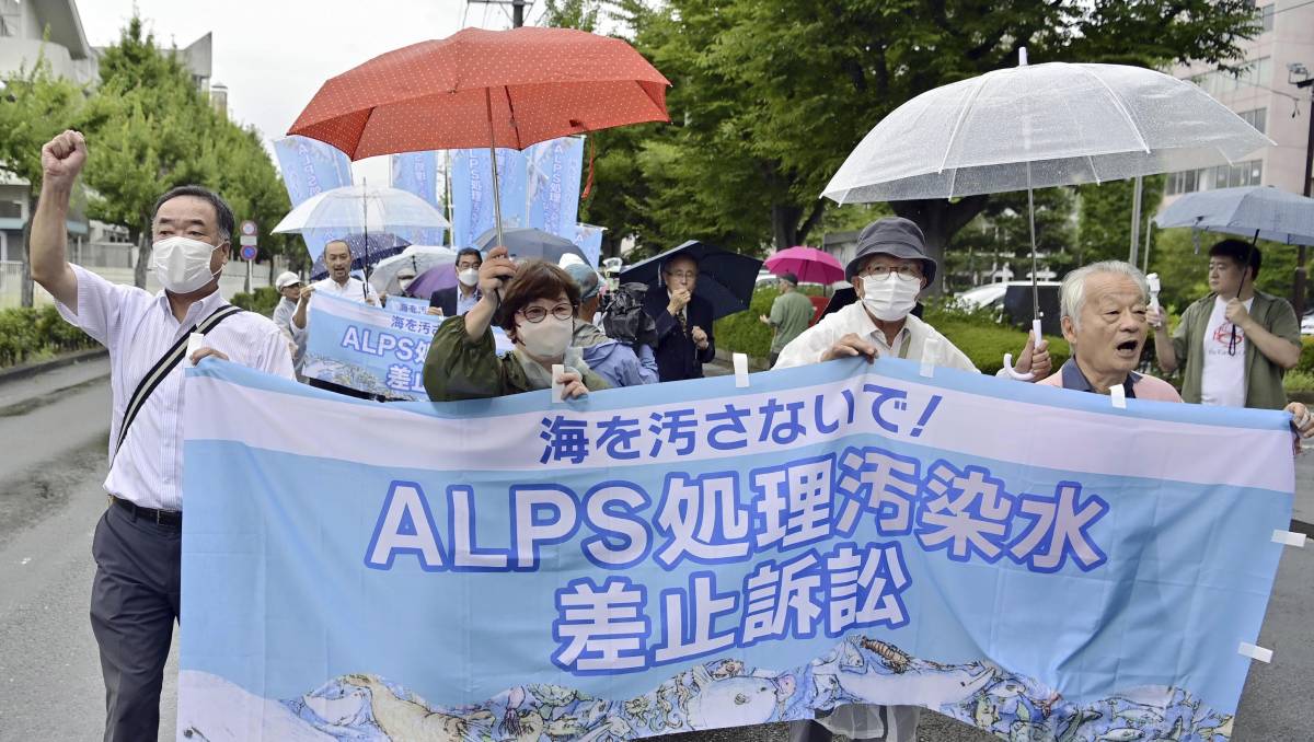 Manifestación en contra del drenado de agua radiactiva en Japón | AP