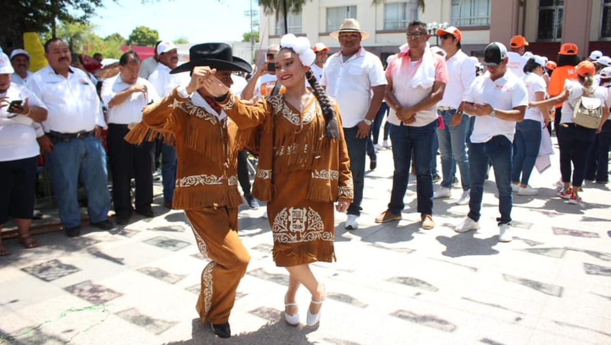 Protesta de maestros de Tamaulipas frente a Palacio de Gobierno. (SNTE)
