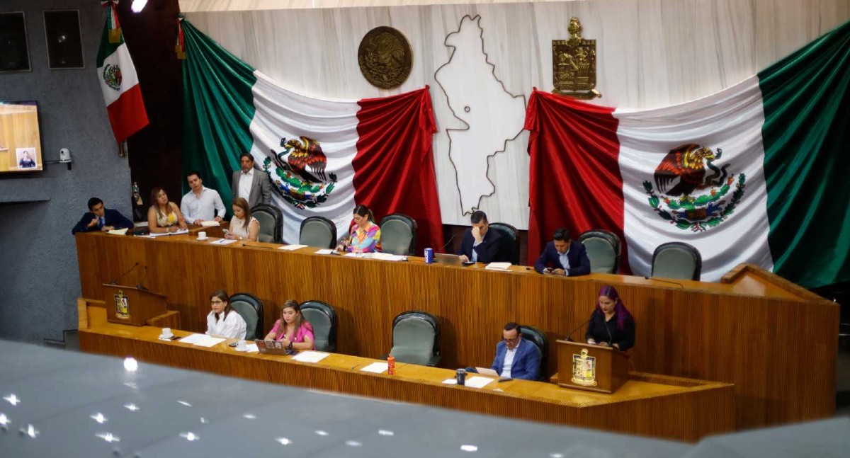 Congreso de Nuevo León / Jorge López