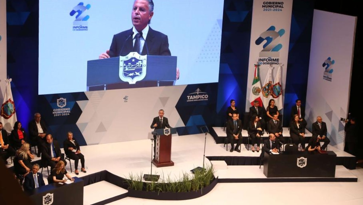 Jesús Nader da segundo informe de gobierno de Tampico. (Yazmín Sánchez)