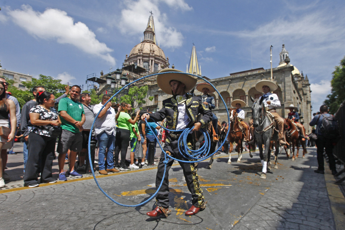 Desfile charro en Guadalajara. (Fernando Carranza)
