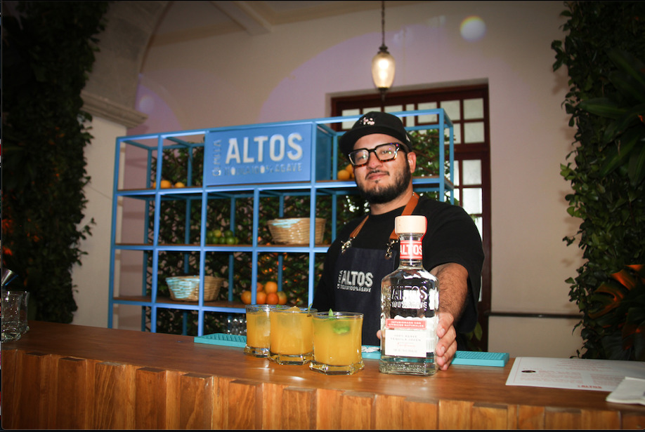 Altos Tequila infusiona el destilado con ingredientes como cítricos y café pensando en el paladar mexicano. (Juan Carlos Fernández)