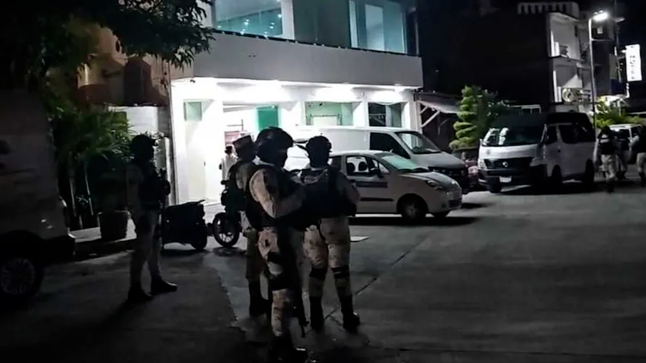 Atacan a vicefiscal y director de investigación de FGJ de Guerrero