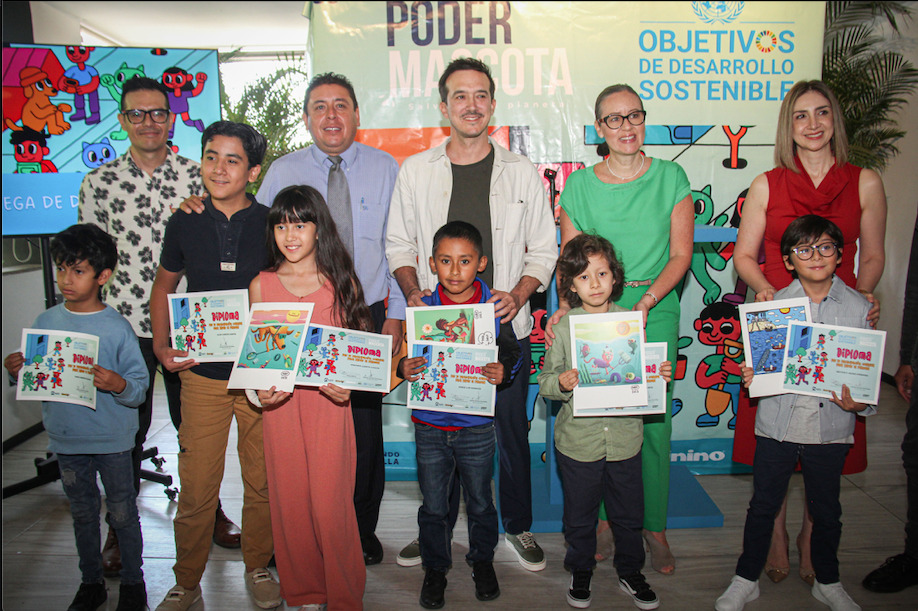 Los niños representaron de manera clara los 17 Objetivo de Desarrollo Sostenible de la ONU en sus dibujos. (Juan Carlos Fernández)