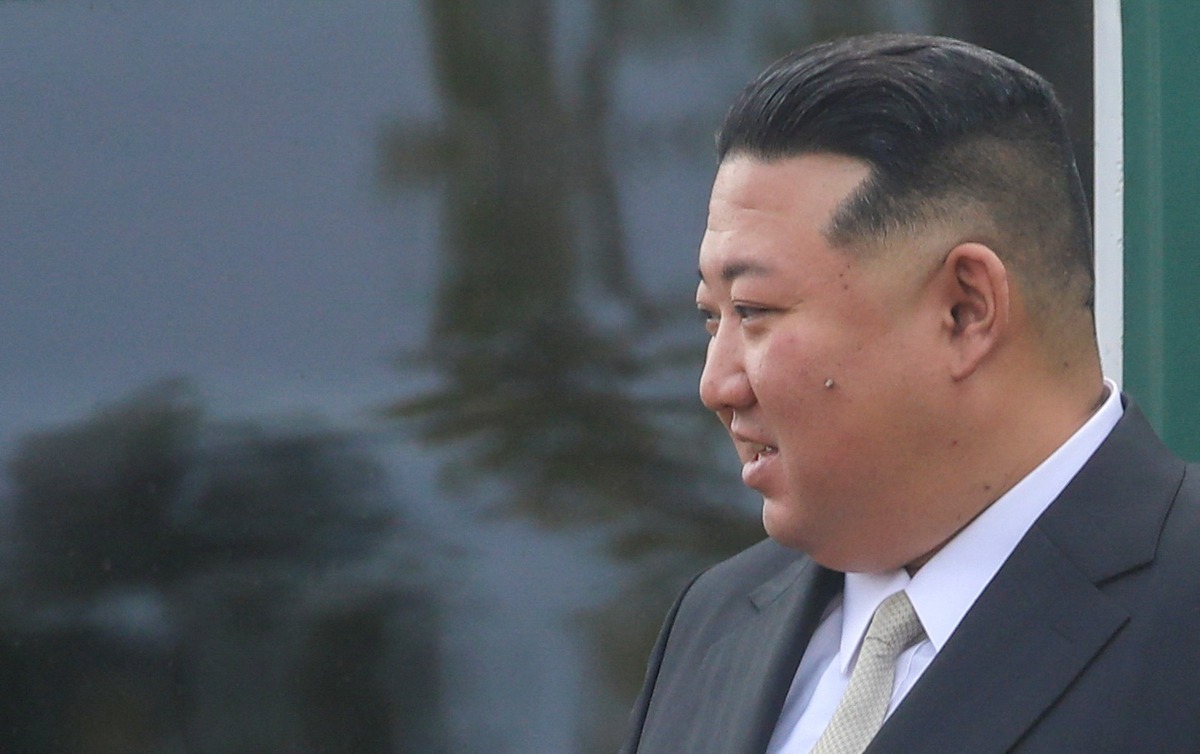 Kim Jong Un aborda estrechar lazos con ministro de Defensa ruso: KCNA | Reuters