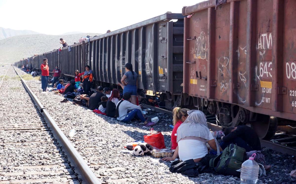Migrantes varados en Lerdo, Durango. (Roberto Amaya)