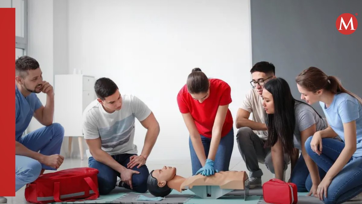 Mujeres tienen menos probabilidad de recibir masaje de reanimación cardíaca | Shutterstock