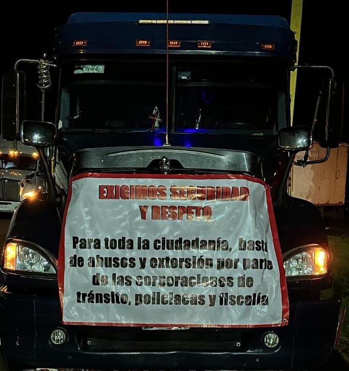 Protestas por parte de transportistas ante la nueva ley de movilidad urbana. | Especial