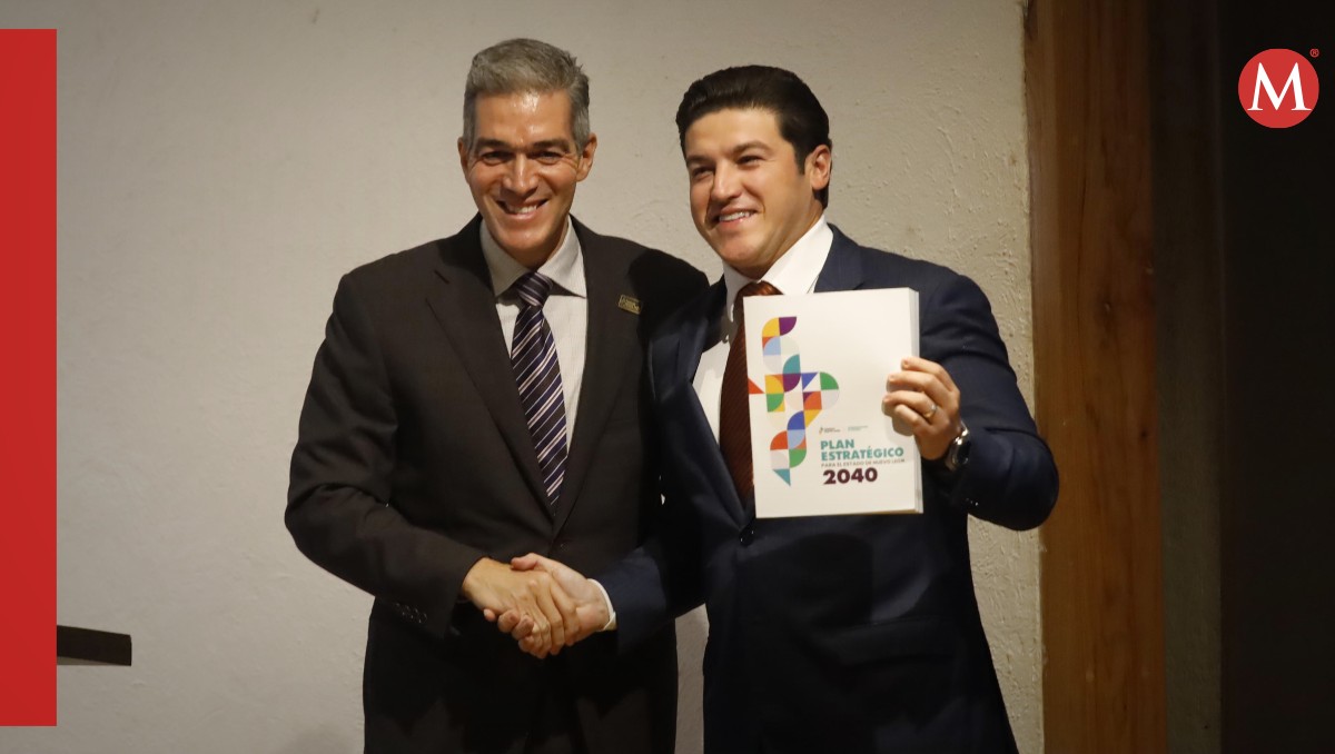 Samuel García y Jesús Viejo, presidente ejecutivo de Consejo Nuevo León | Foto: Jorge López