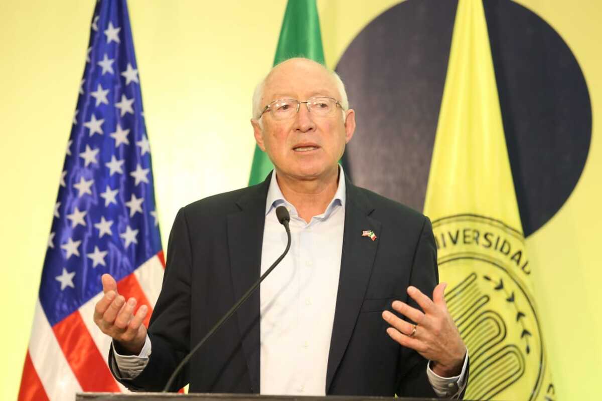 El embajador de los Estados Unidos en México, Ken Salazar. Foto: Raúl Palacios