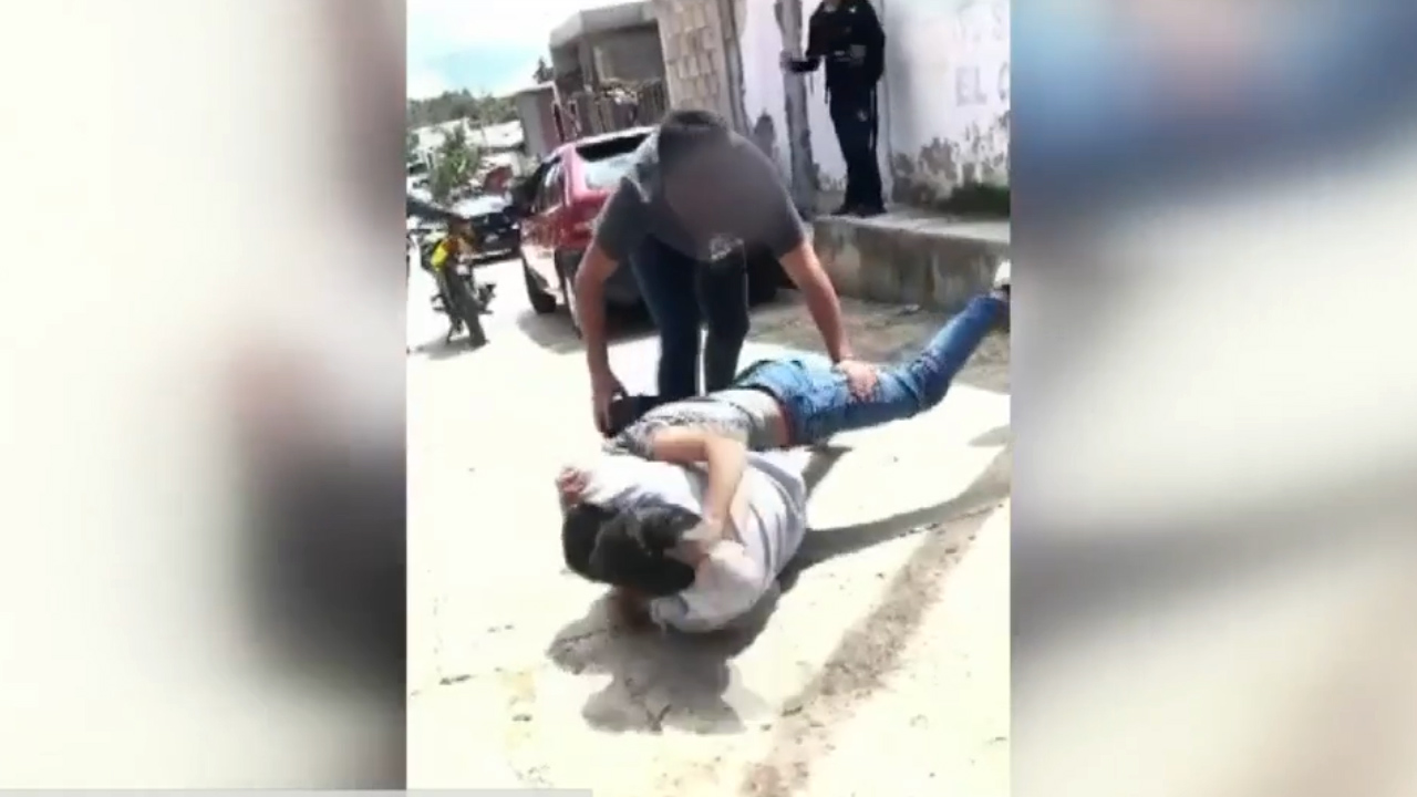 Menor de secundaria es golpeado por sus compañeros en Chiapas
