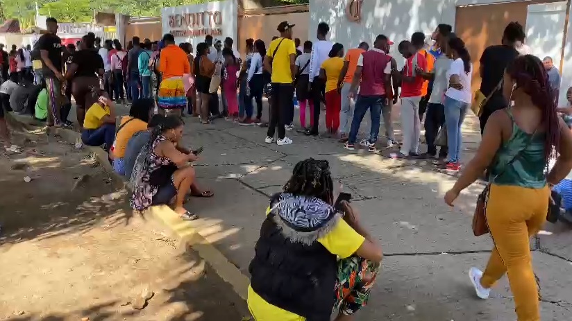 Miles de migrantes de diversas nacionalidades buscan permisos en Tapachula, Chiapas | Julio Navarro Cárdenas
