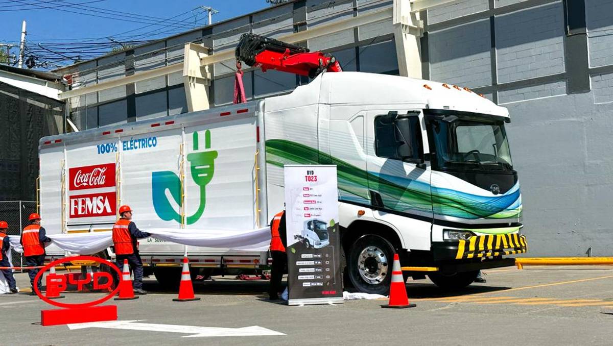 El camión eléctrico de carga fue desarrollado con base en requerimientos específicos de Coca-Cola. Foto: Especial