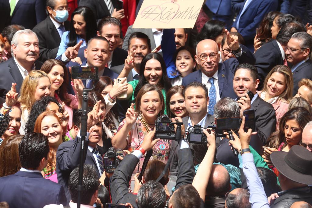 Morena CdMx acusa que Xóchitl Gálvez plagió artículos para obtener su título de ingeniería | Jorge Carballo