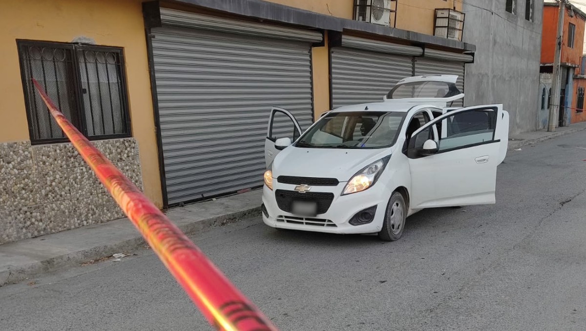 Los policías detuvieron a los presuntos responsables cuando escapaban en el vehículo de la víctima. Agustín Martínez