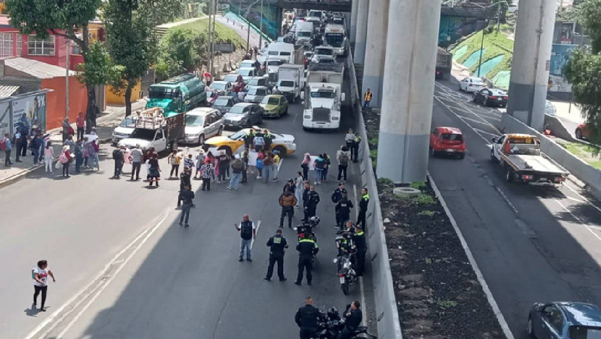 Bloqueo en la México Cuernavaca | Especial